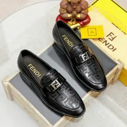 fendi cuir chaussures pour homme s_120a66b